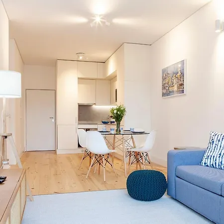 Modern One Bedroom Flat With Kitchen By Lovelystay * Lizbona