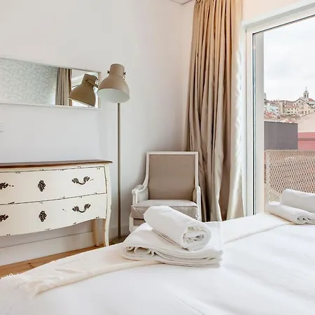 Santos Design Flat By Lovelystay * Lisbon