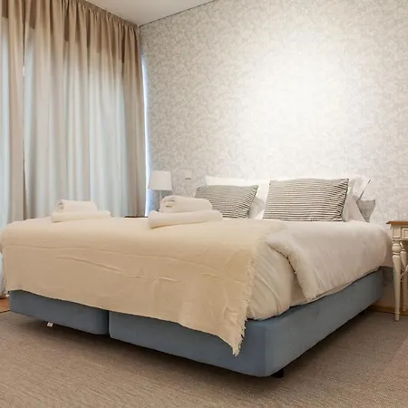 Santos Design Flat By Lovelystay